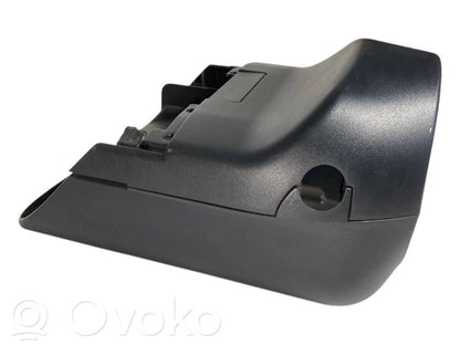 Steering axle trim
