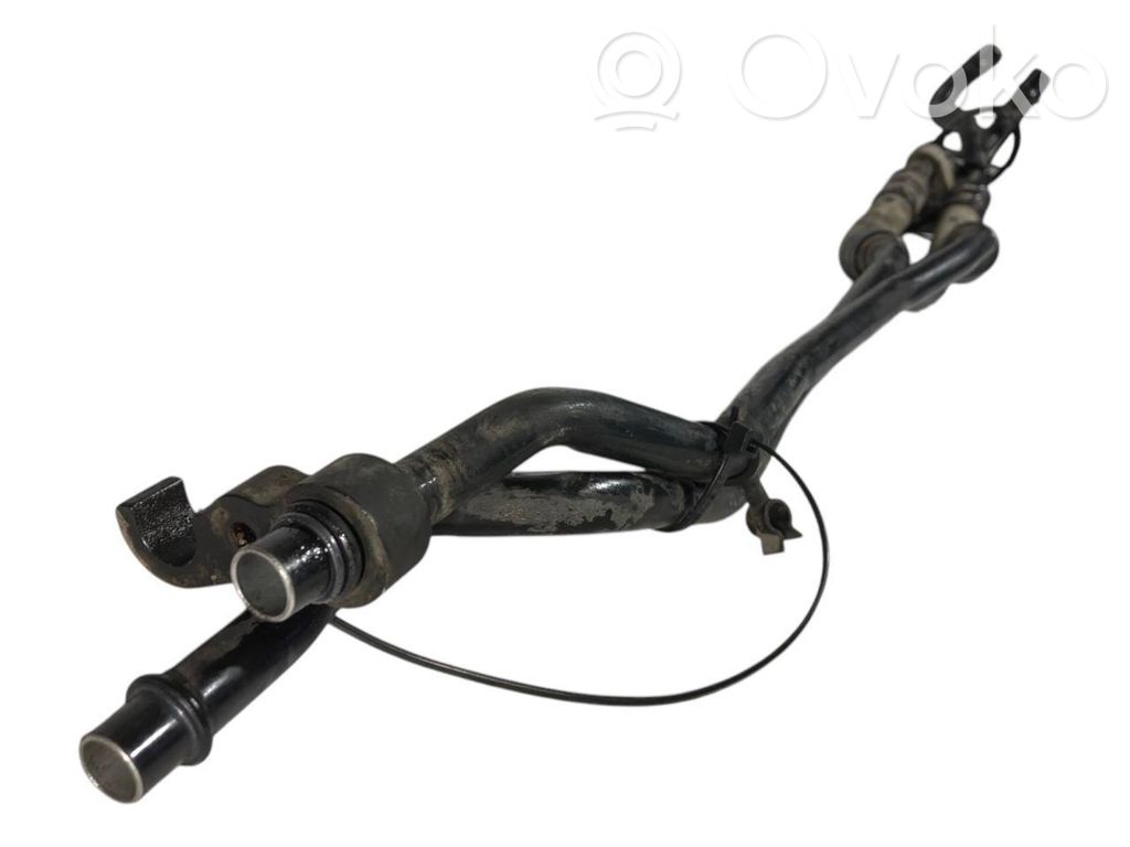 Pārnesumkārbas eļļas dzesētāja caurulīte (-es) / šļūtene (-es)