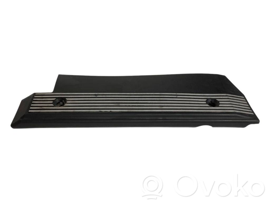 Engine cover (decorative trim)