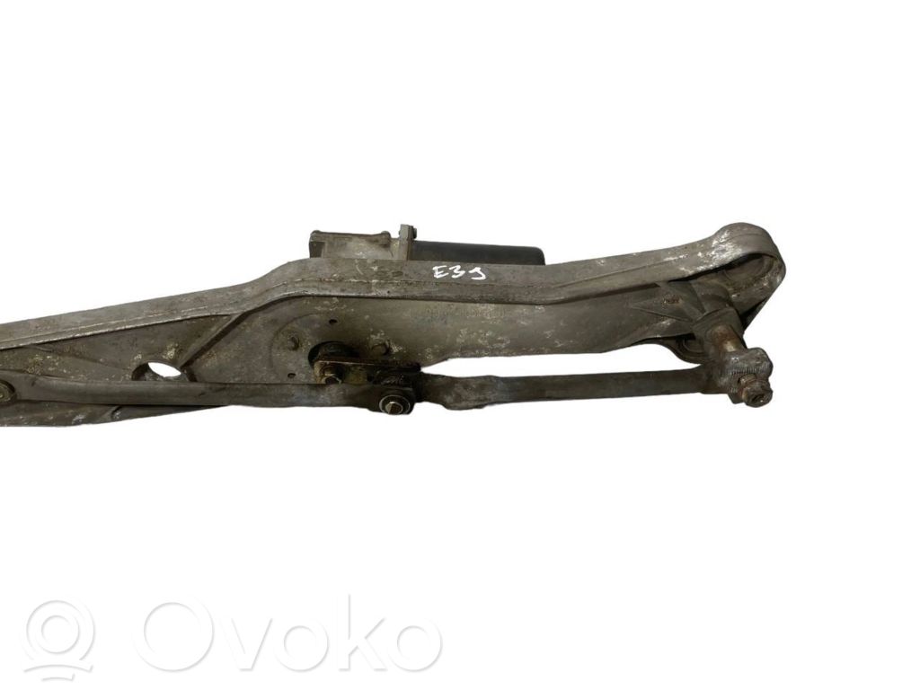 Stikla tīrītāja mehānisms komplekts