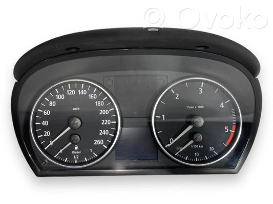 Speedometer (in the instrument panel)