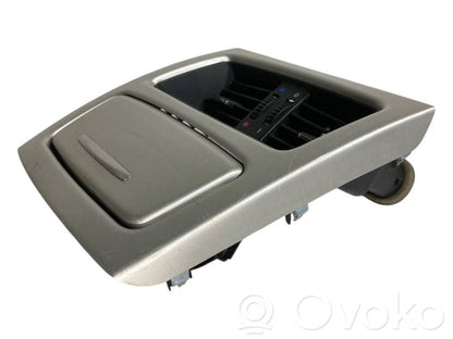 Aizmugurējā gaisa - ventilācijas reste