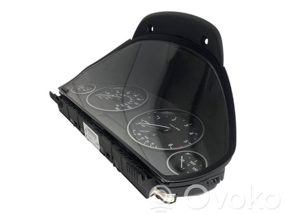 Speedometer (in the instrument panel)