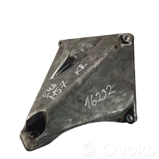 Dzinēja nostiprināšanas stiprinājums-kronšteins