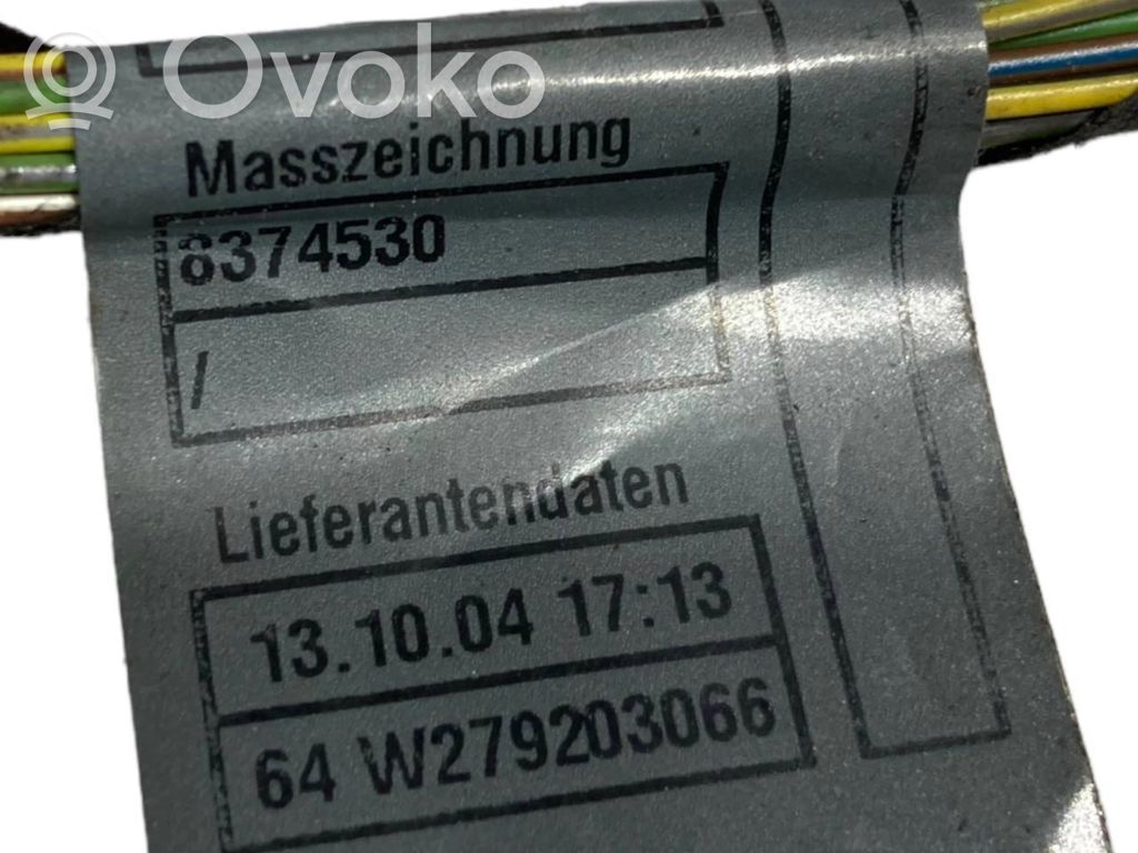 Parkošanas (PDC) sensoru vadu instalācija