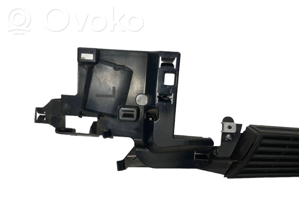 Боковая декоративная панель отделки