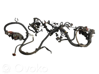 Dzinēja vadu instalācija