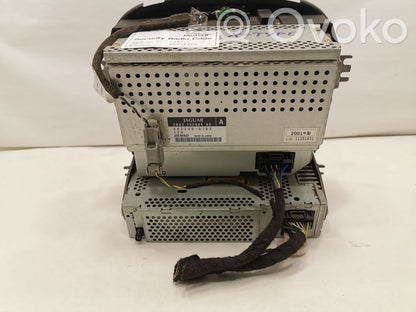 Radio / CD/DVD player / navigation