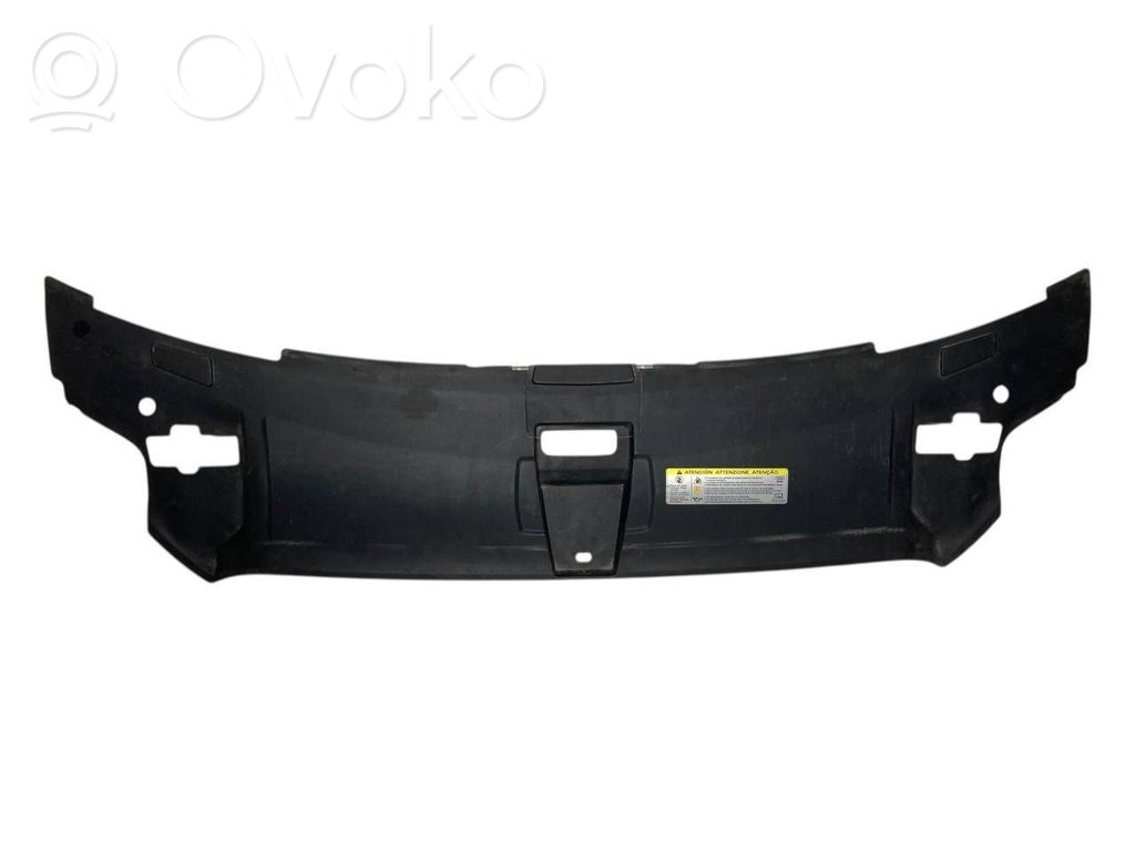 Dzinēja pārsega slēdzenes dekoratīvā apdare