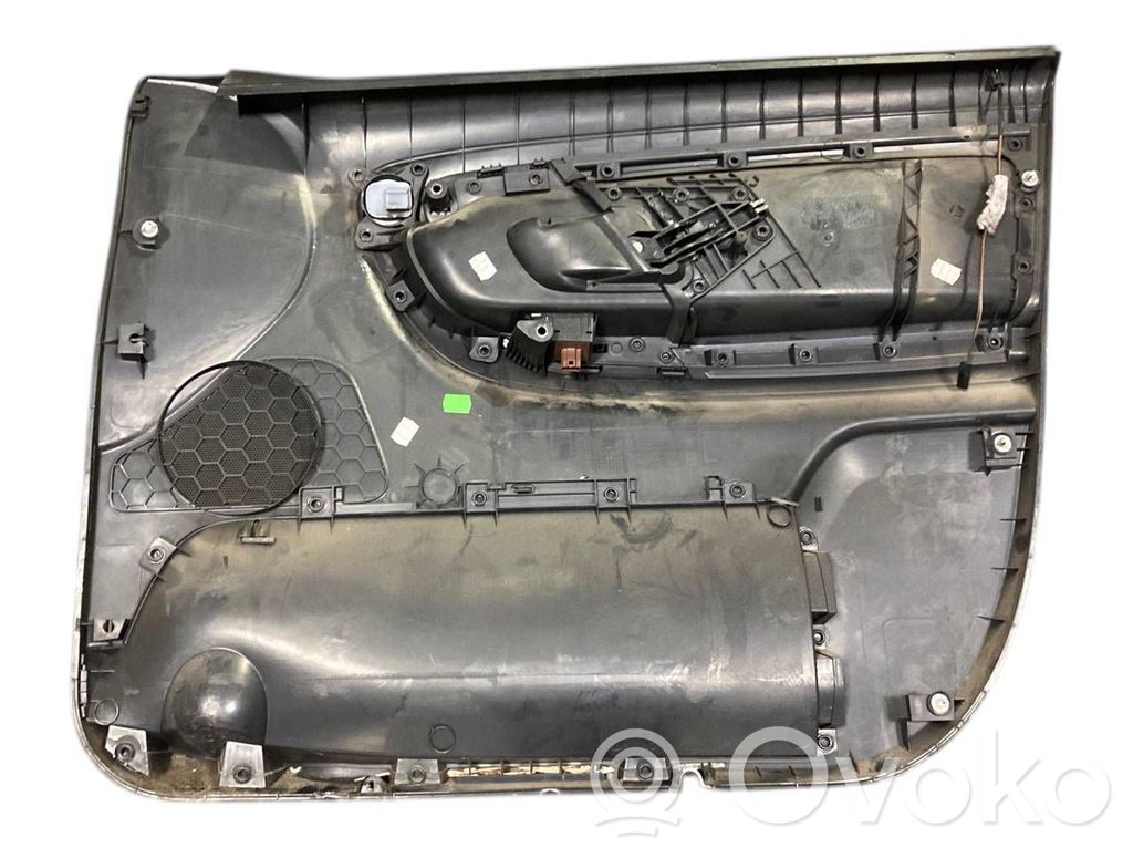 Отделка передней двери