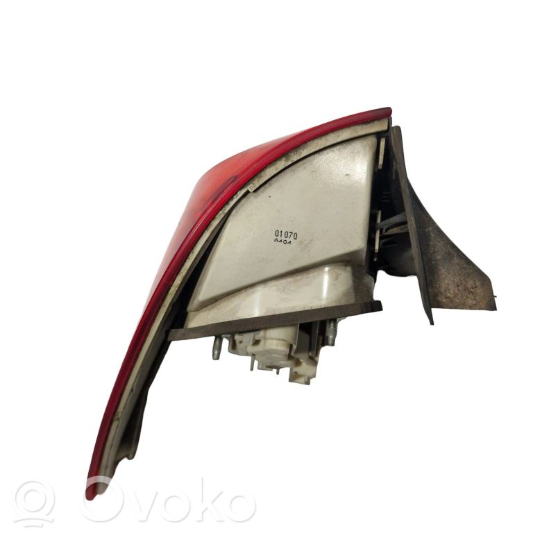 Aizmugurējo lukturu komplekts