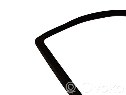 Aizmugurē apdares gumija (virsbūvē)