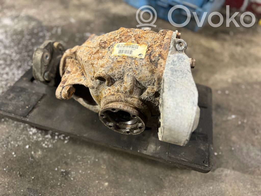 Aizmugurējais reduktors