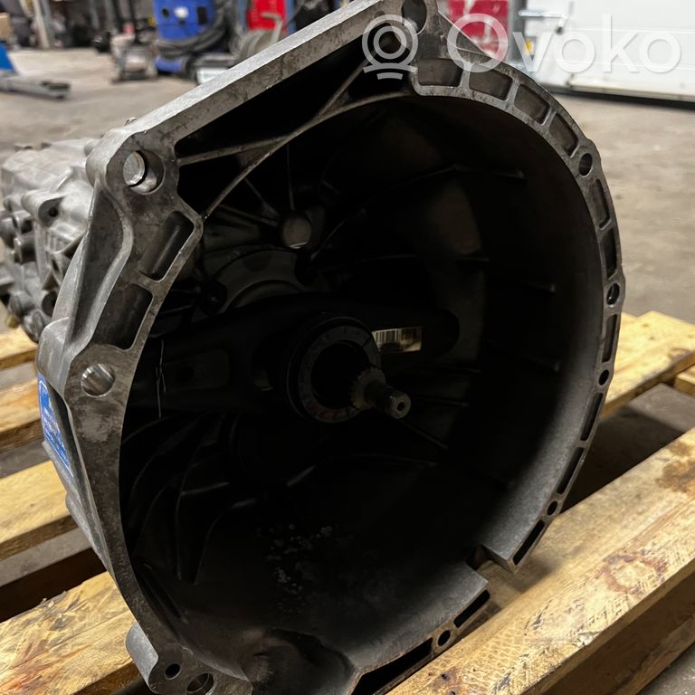 Mehāniska 6 ātrumu pārnesumkārba