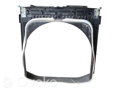 Bagāžnieka sānu apakšējās apdares panelis