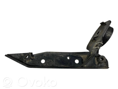 Держатель переднего бампера