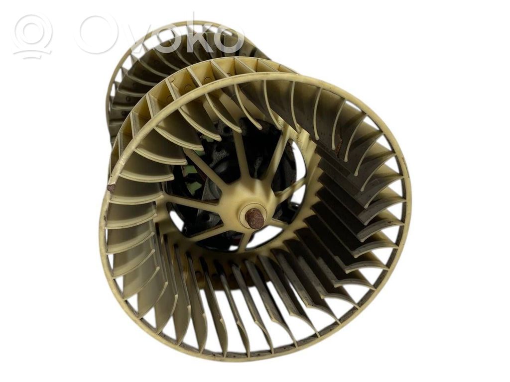 Mazā radiatora ventilators
