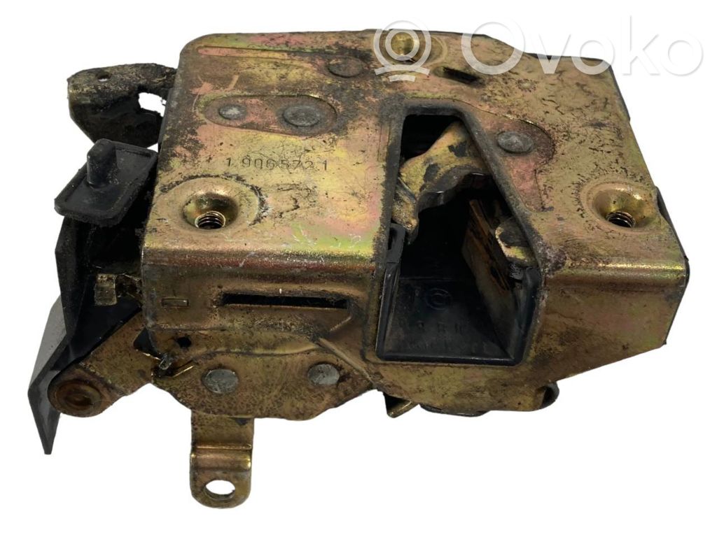 Aizmugurē slēdzene