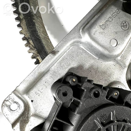 Priekšpusē elektriskā loga pacelšanas mehānisma komplekts