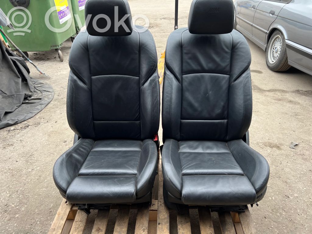 Комплект сидений