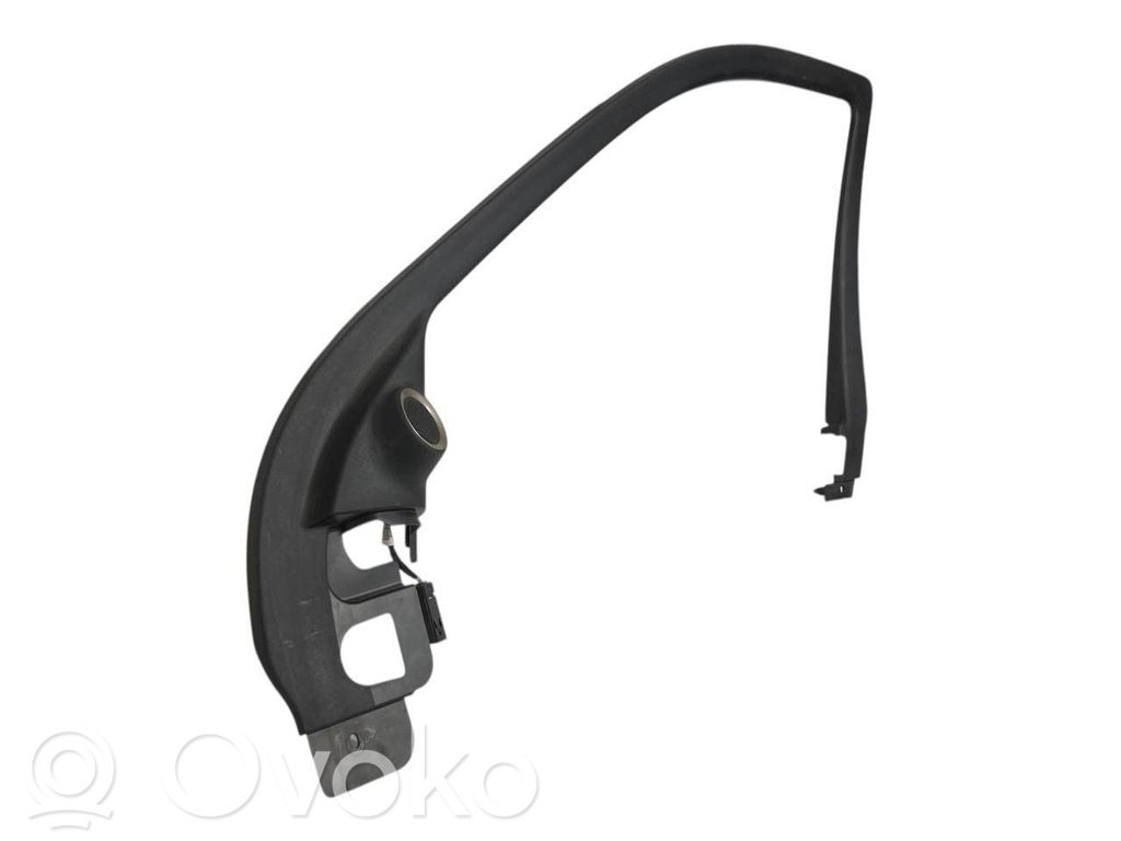 Priekšpusē durvju stikla apdare