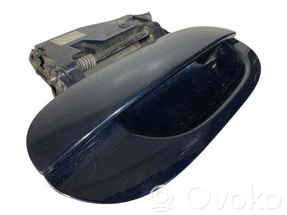 External opening handle