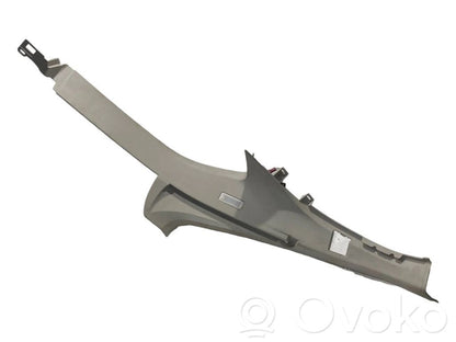 (D) statņa dekoratīvā apdare (augšdaļa)