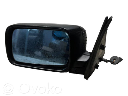 Mirror (electrically controlled)