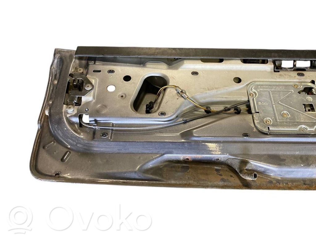 Aizmugurējais pārsegs (bagāžnieks)