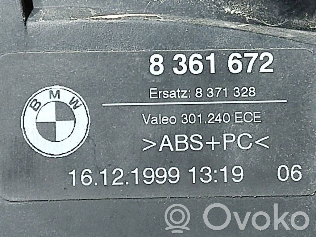 Aizmugurējais lukturis virsbūvē