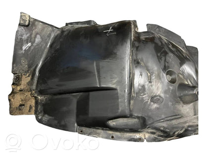 Lower wing