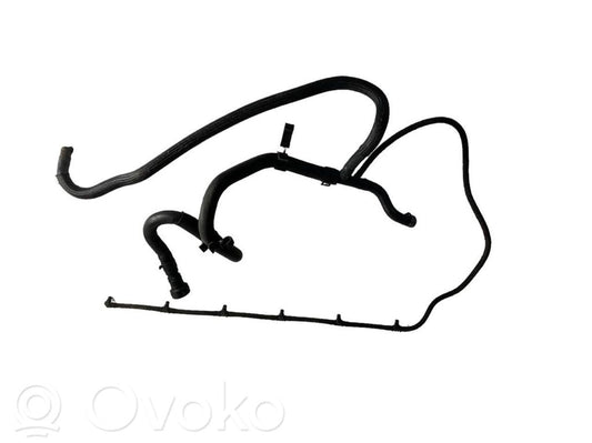 Degvielas caurulīte (-es)