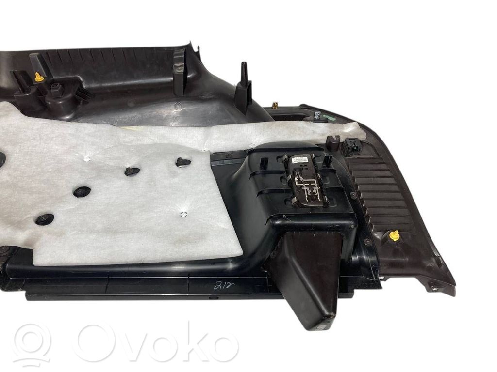 Sānu dekoratīvās apdares panelis