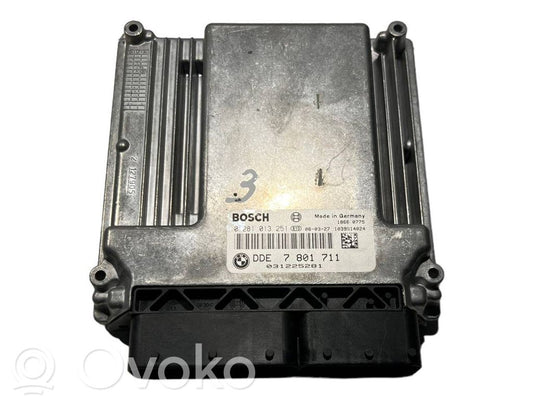 Dzinēja vadības bloks