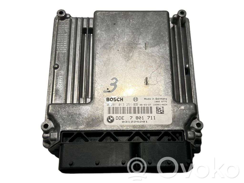 Dzinēja vadības bloks