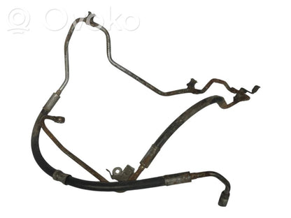 Stūres pastiprinātāja šļūtene (-es) / caurulīte (-es)