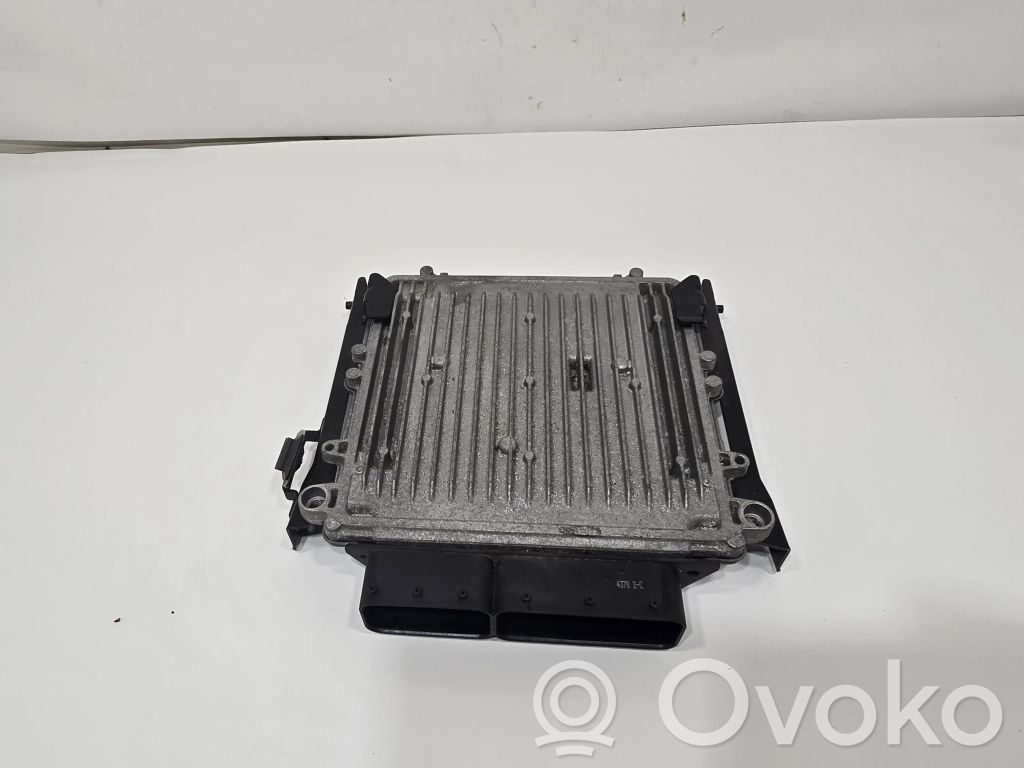 Dzinēja vadības bloks