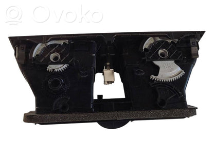 Centrālais gaisa ventilācijas režģis