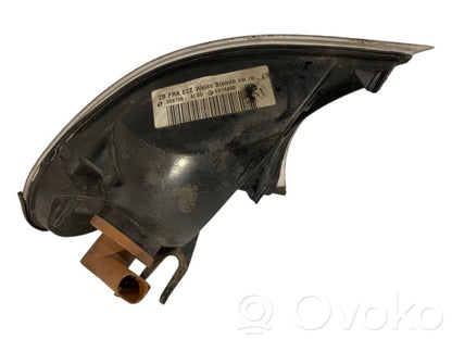 Priekšējais pagrieziena lukturis