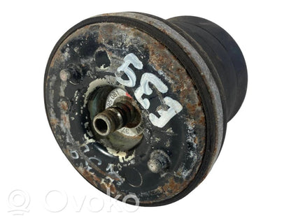 Aizmugurē gaisa spilvens