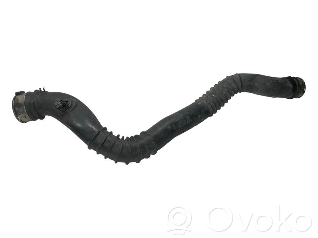 Шланг(и)/труба(ы) интеркулера