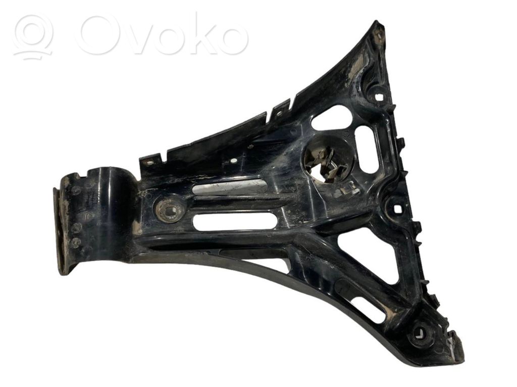 Aizmugurējā bufera montāžas kronšteins