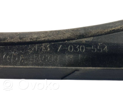 Priekšējā luktura dekoratīvā apdare