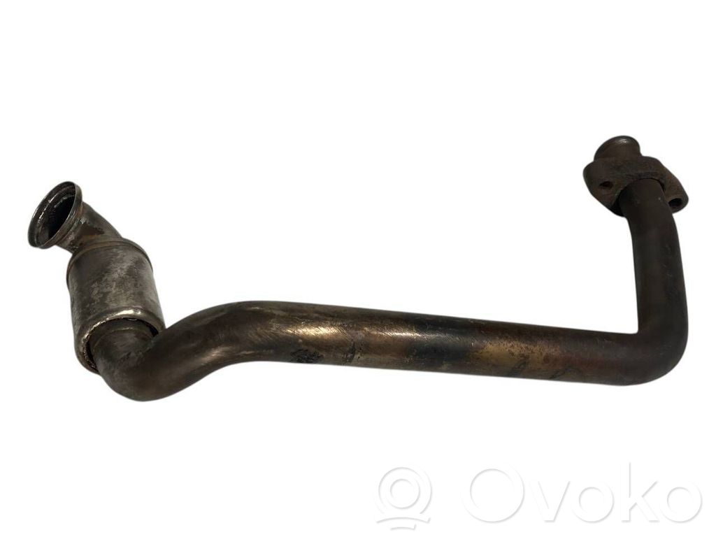 Caurulīte (-es) / šļūtene (-es)