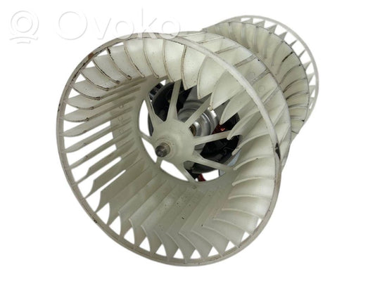 Mazā radiatora ventilators