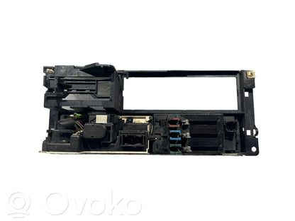 Air conditioning / climate control / interior heating control unit (in the passenger compartment)
