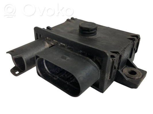 Glow plug relay