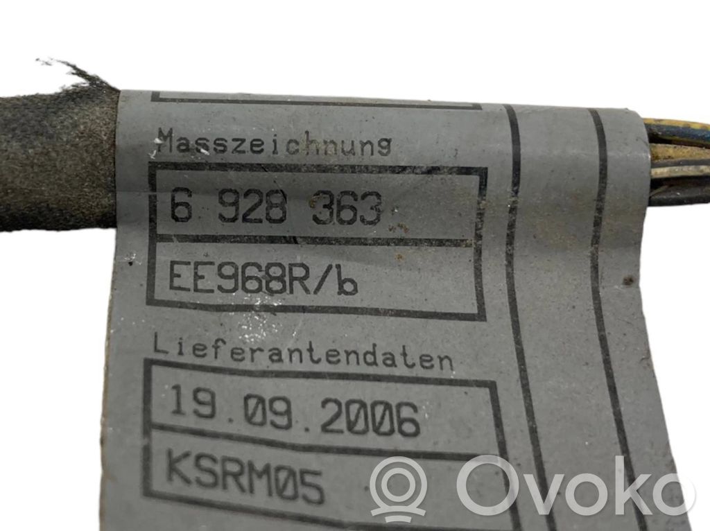 Parkošanas (PDC) sensoru vadu instalācija