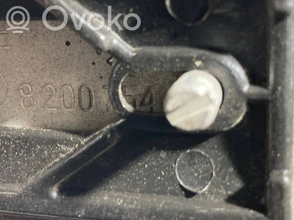 Aizmugurē durvju dekoratīvā apdare (moldings)