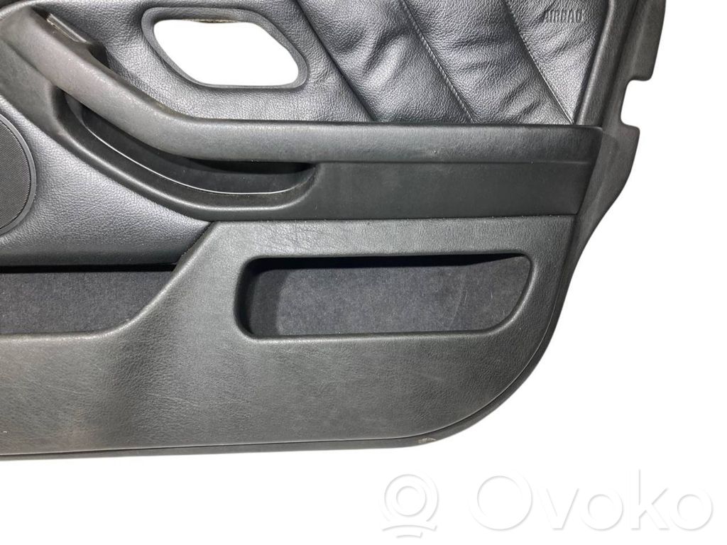 Priekšējo durvju apdare